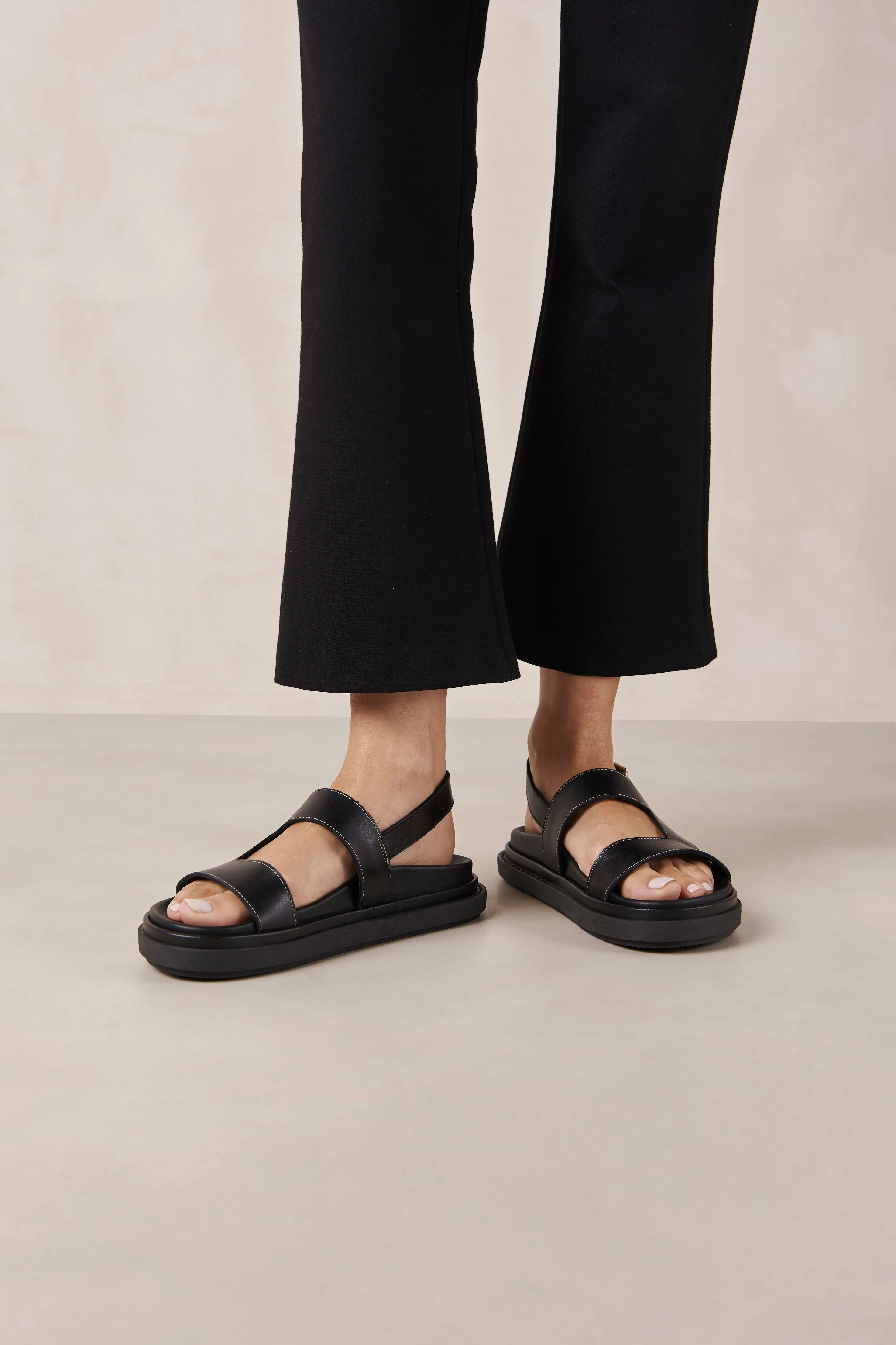 Lorelei Leather Sandals - Black