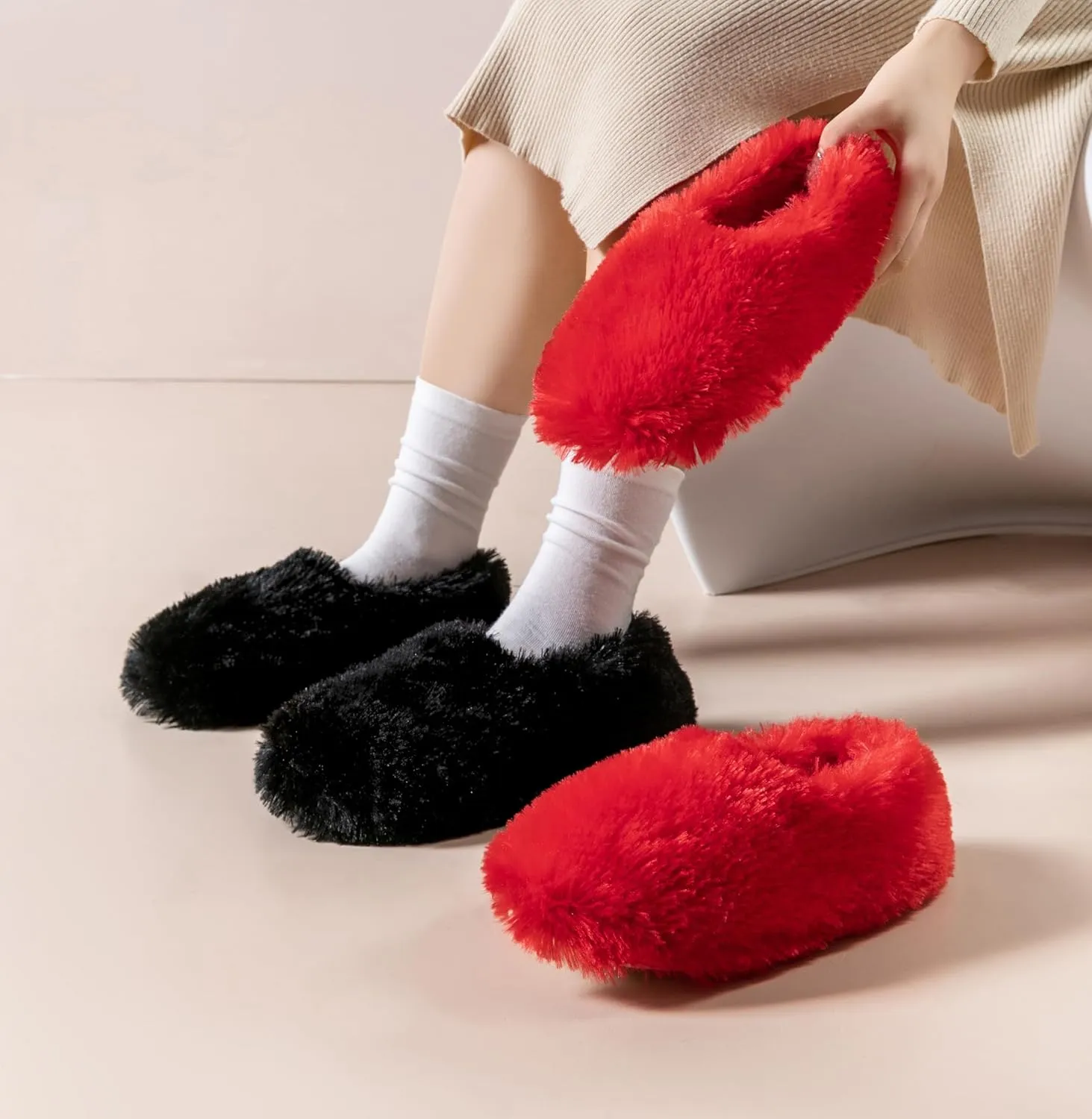 Onmygogo Fuzzy Winter Indoor Slippers for Women